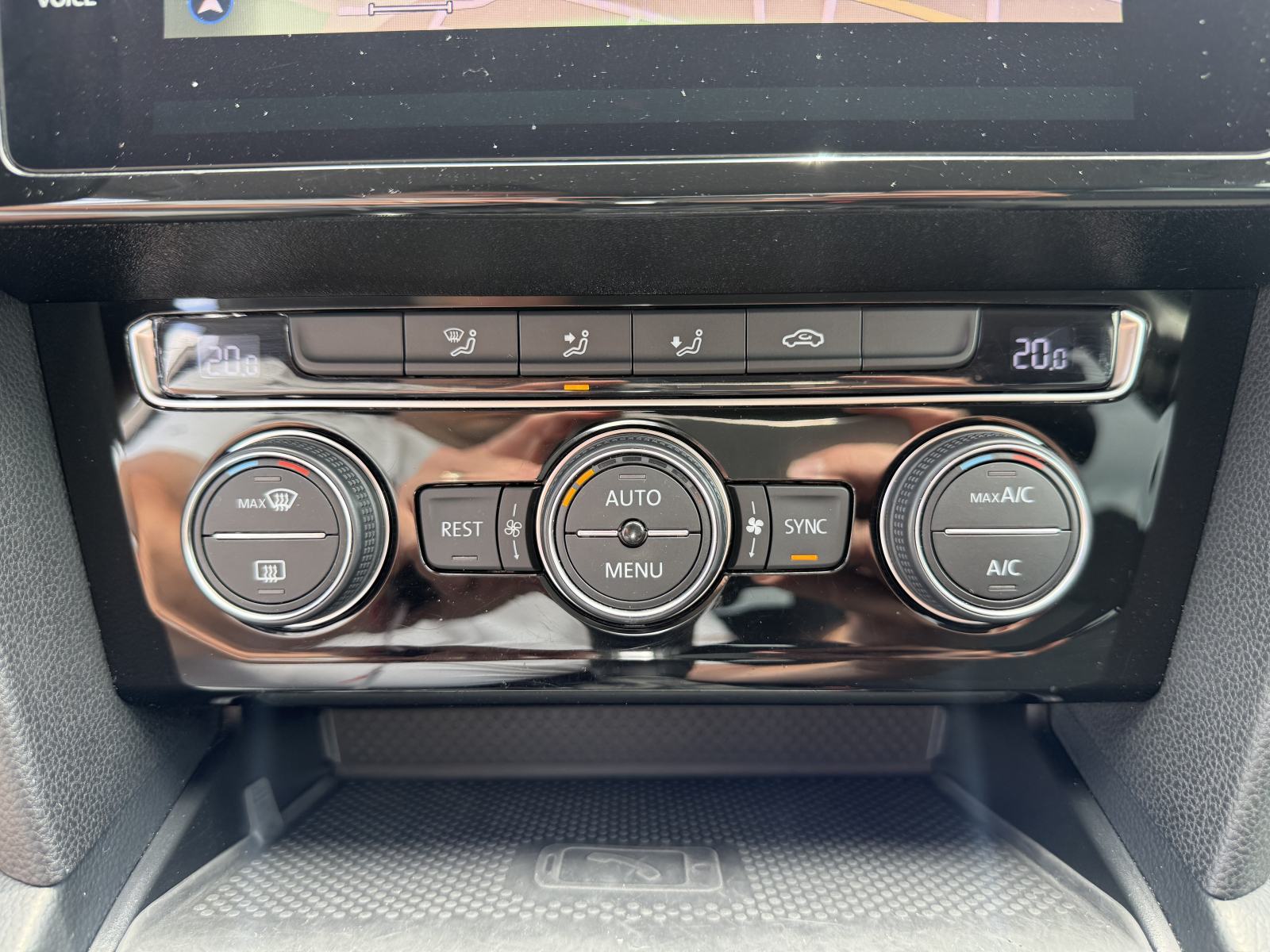 VW Passat Variant 1,6 TDI DSG,NAVI,KAMERA,LED,MATRIX,JAMSTVO!!!, fotografija 18