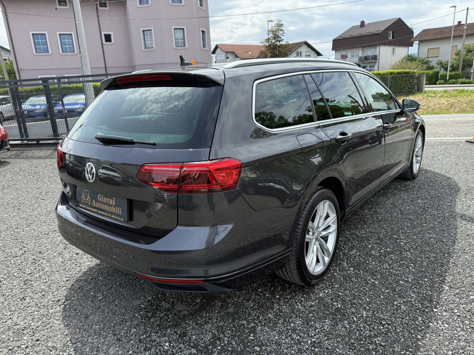 VW Passat Variant 1,6 TDI DSG,NAVI,PDC,MATRIX,LED,KAMERA,ALU 18"!!!, fotografija 8