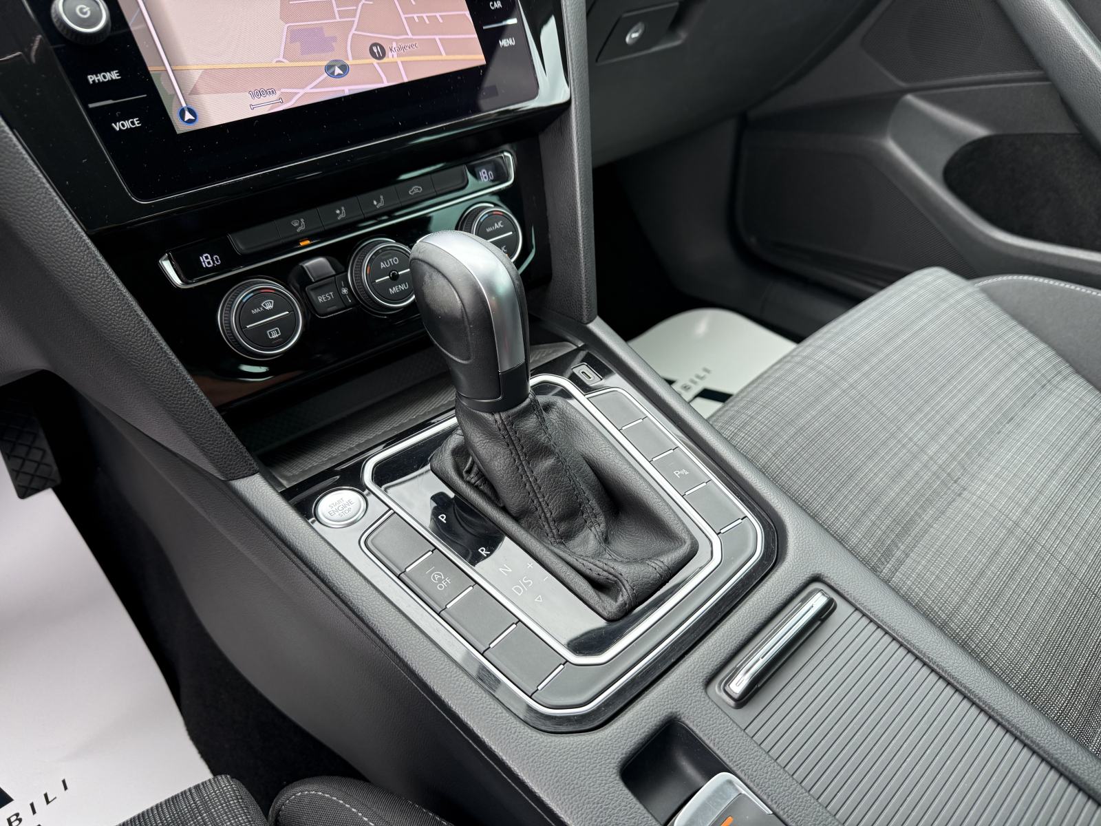 VW Passat Variant 1,6 TDI DSG,NAVI,PDC,MATRIX,LED,KAMERA,ALU 18"!!!, fotografija 17