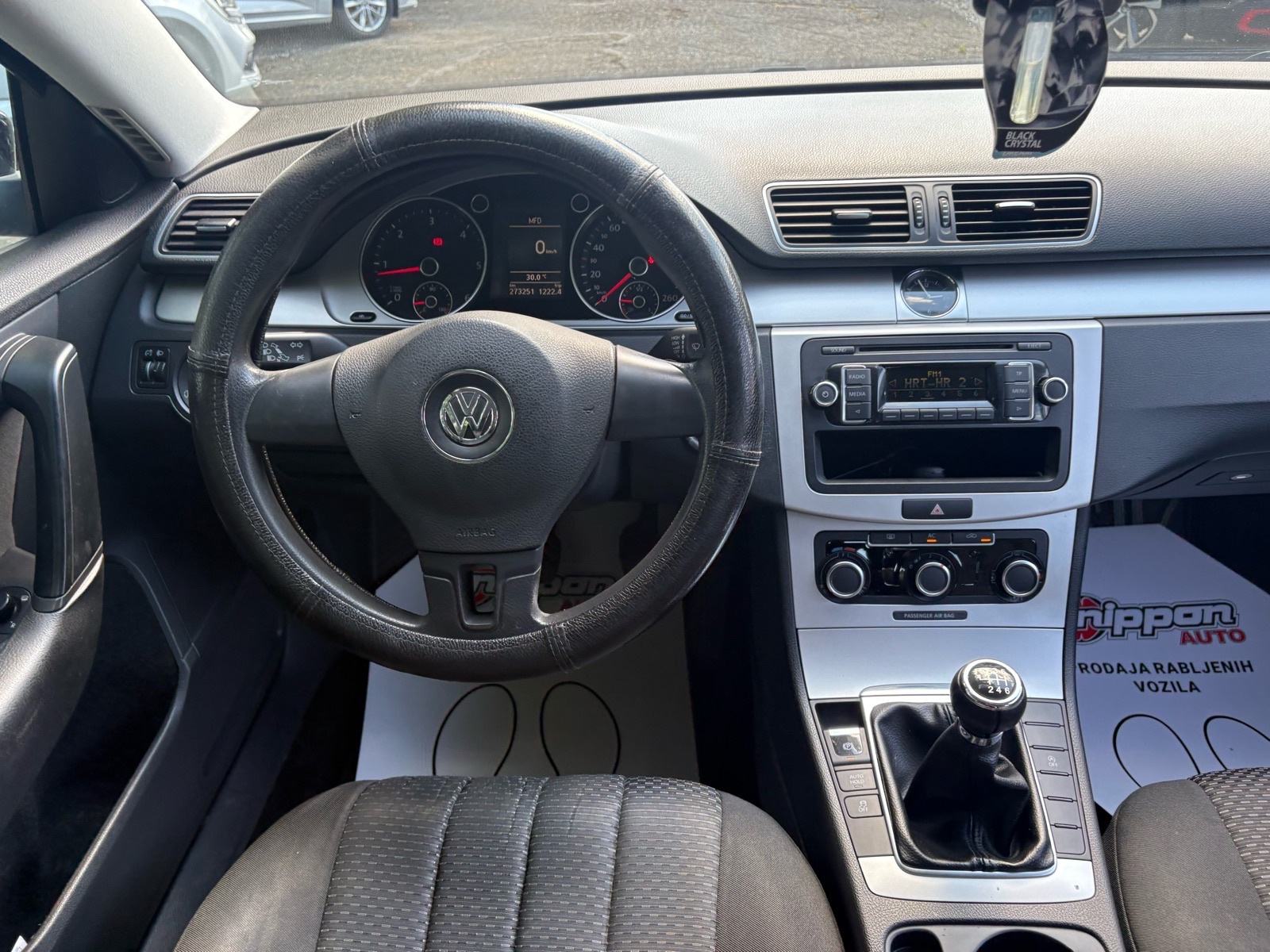 VW Passat Variant 1,6 TDI REG:04/2027 - KLIMA - AUTOKREDIT, fotografija 13