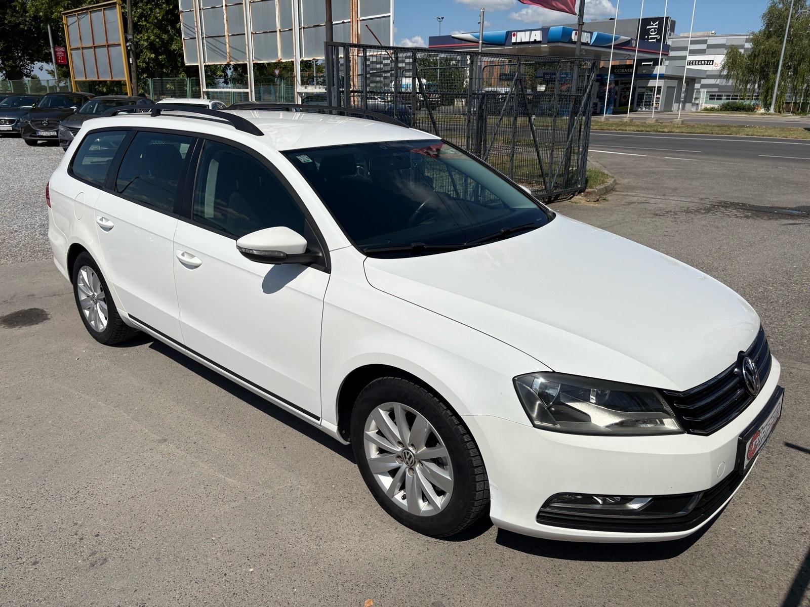 VW Passat Variant 1,6 TDI REG:09/2026 - KLIMA - AUTOKREDIT, fotografija 8