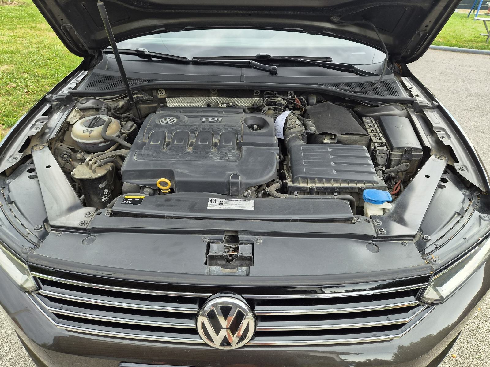 VW Passat Variant 1,6 TDI [Reg.1 God.], fotografija 11