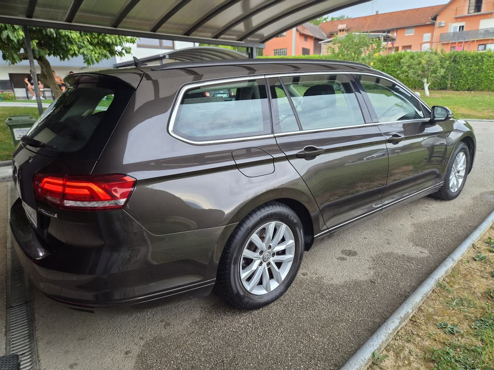VW Passat Variant 1,6 TDI [Reg.1 God.], fotografija 3