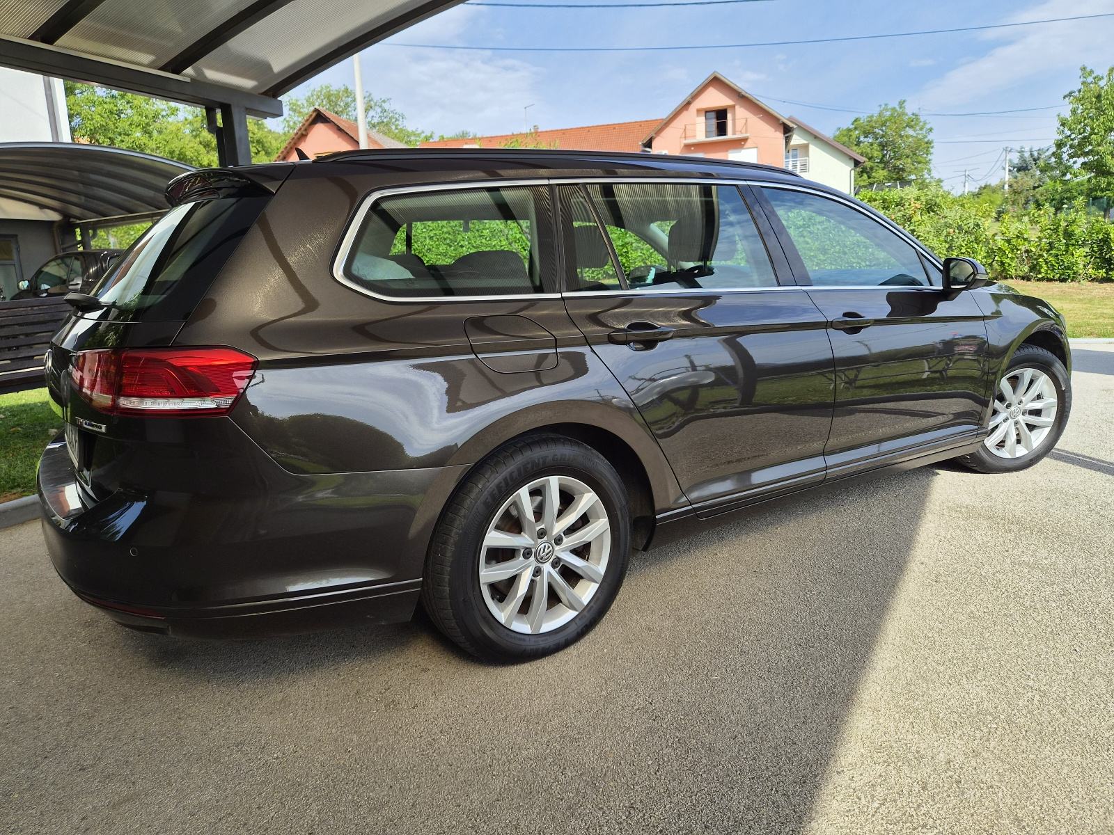 VW Passat Variant 1,6 TDI [Reg.1 God.], fotografija 5