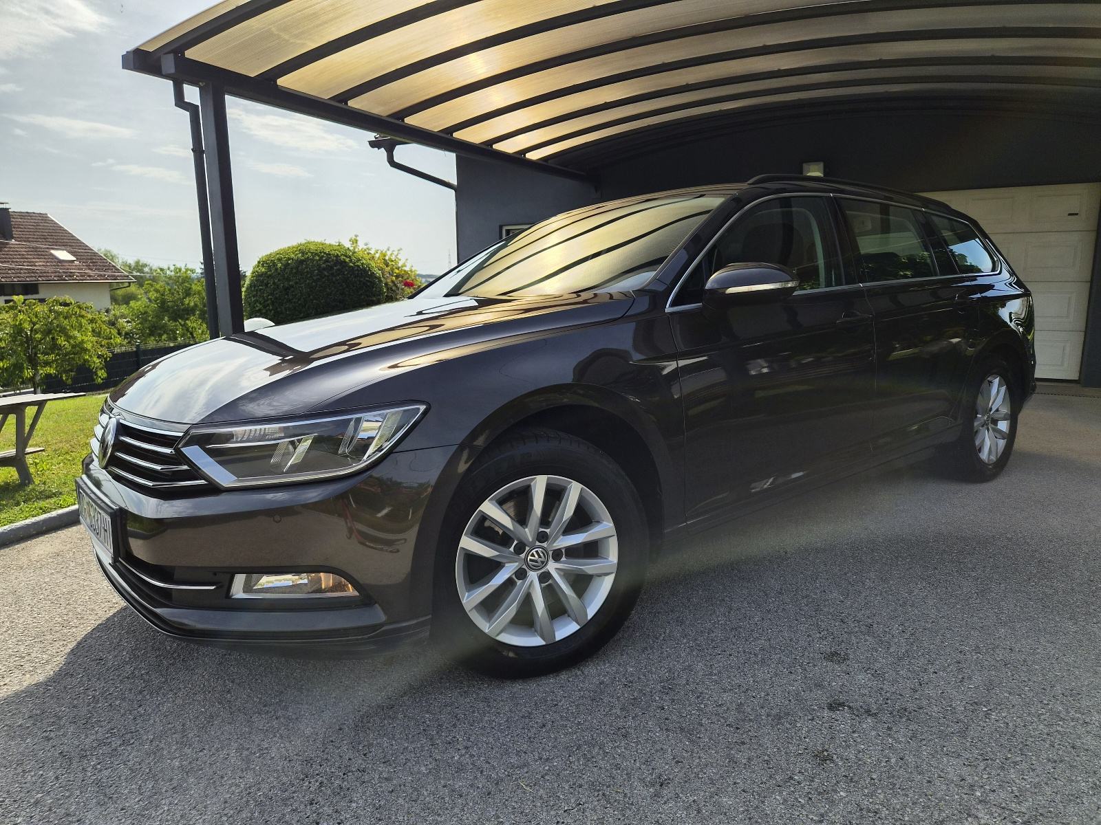 VW Passat Variant 1,6 TDI [Reg.1 God.], fotografija 2