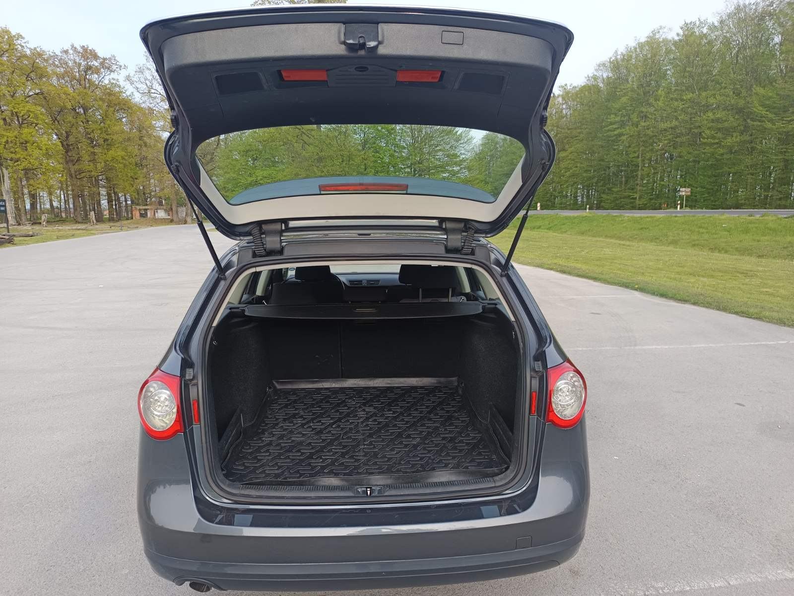 VW Passat Variant 1,6 TDI, fotografija 5