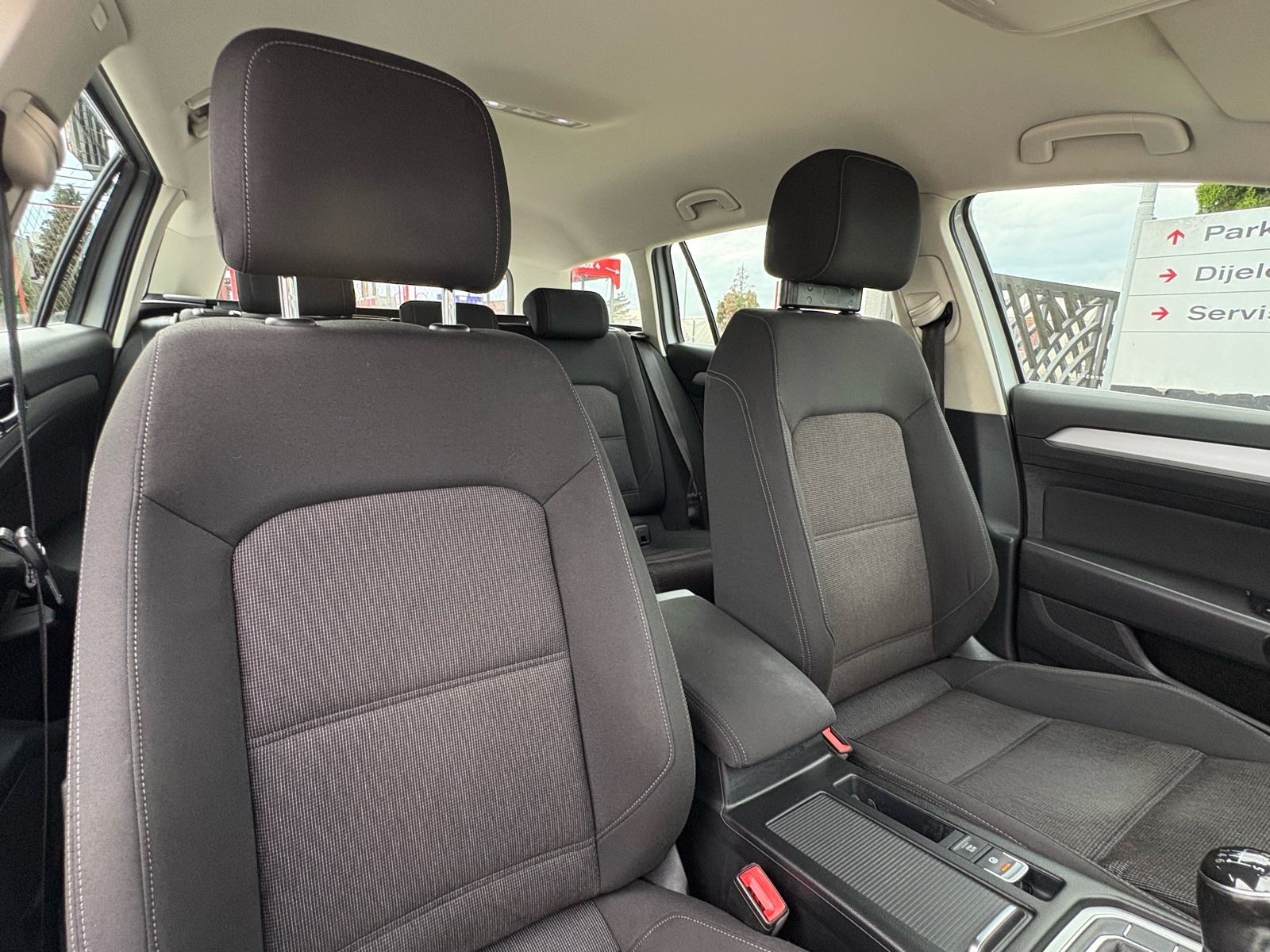 VW Passat Variant 1,6 TDI, fotografija 11