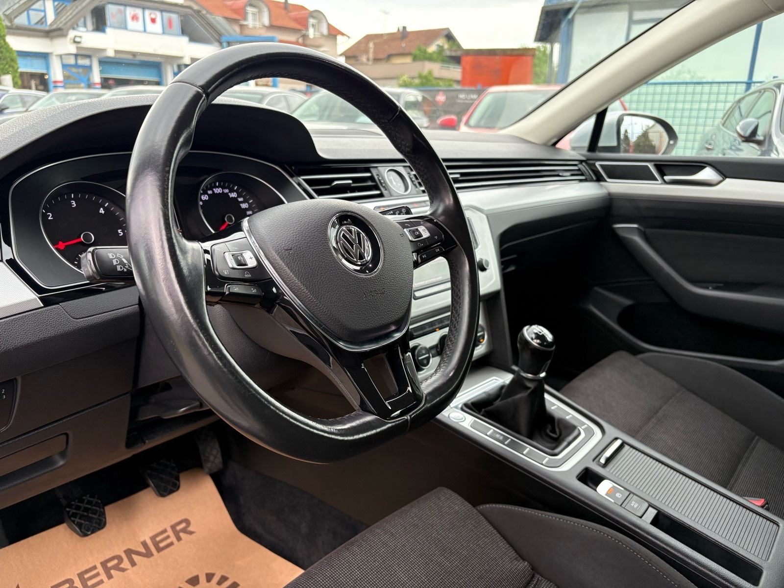 VW Passat Variant 1,6 TDI, fotografija 9