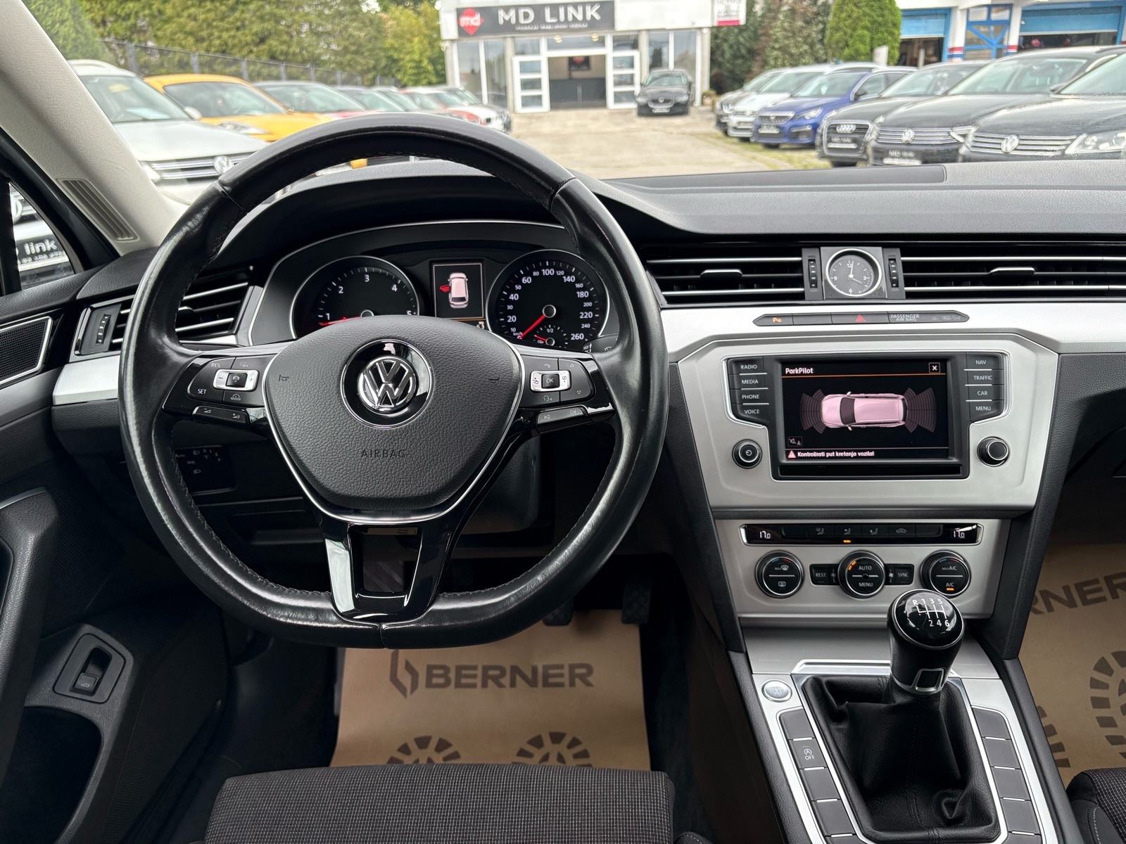 VW Passat Variant 1,6 TDI, fotografija 8