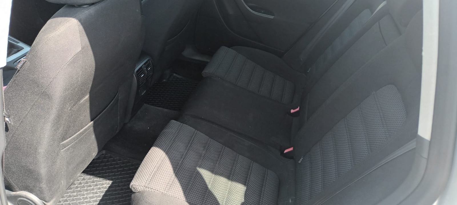 VW Passat Variant 1,6 TDI, fotografija 11