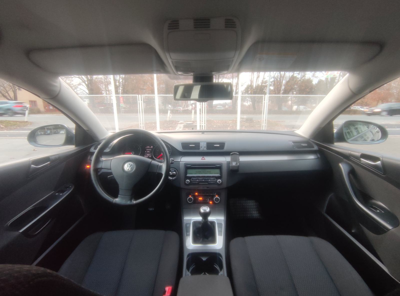VW Passat Variant 2,0 TDI 6BRZINA PARK PILOT TEMPOMAT GRIJANJE SJEDALA, fotografija 16