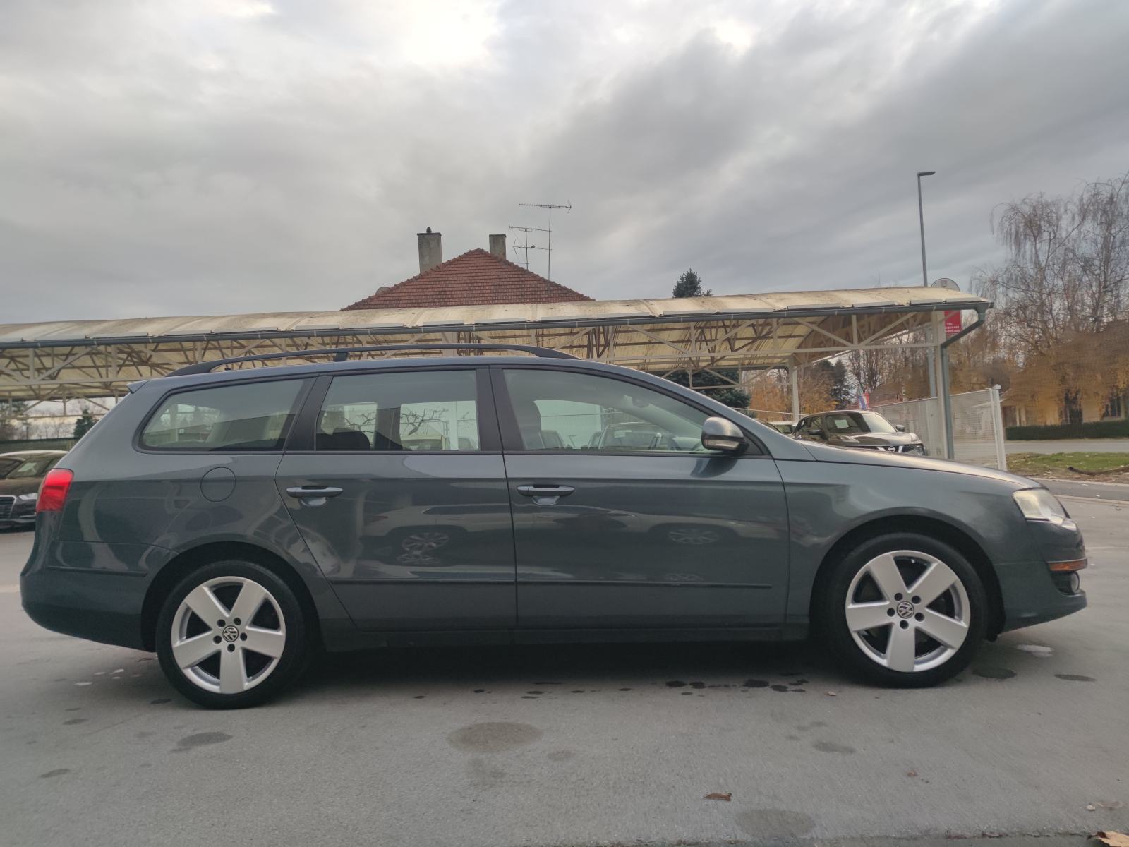 VW Passat Variant 2,0 TDI 6BRZINA PARK PILOT TEMPOMAT GRIJANJE SJEDALA, fotografija 14