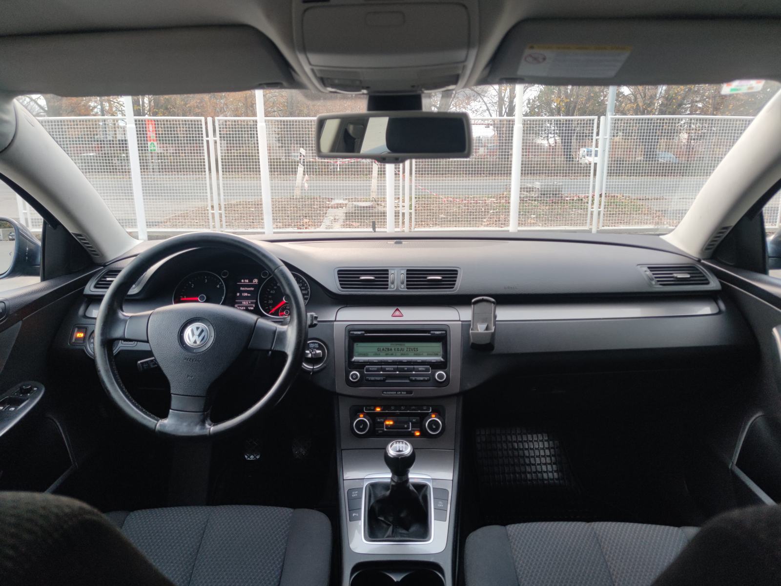 VW Passat Variant 2,0 TDI 6BRZINA PARK PILOT TEMPOMAT GRIJANJE SJEDALA, fotografija 15