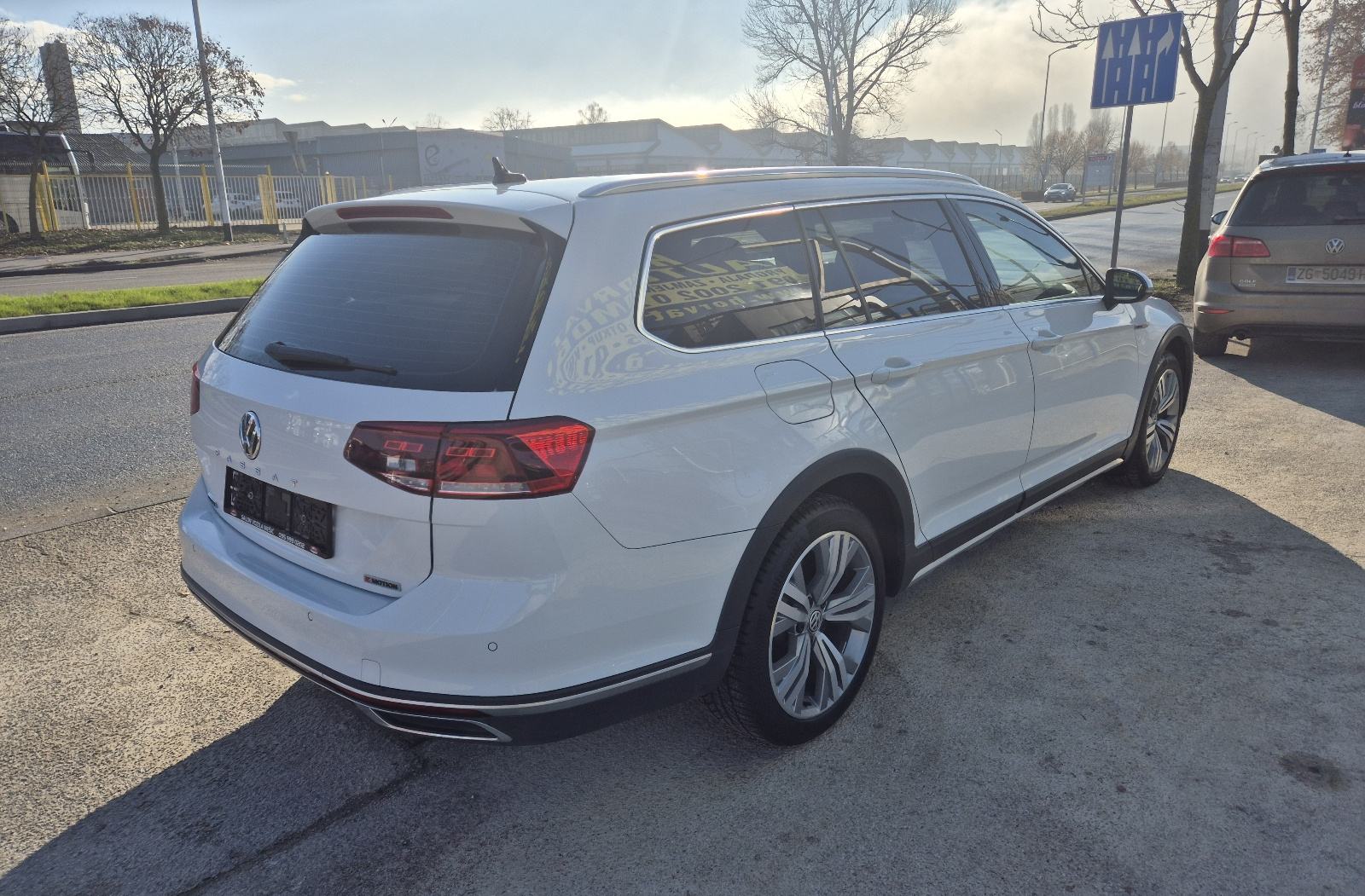 VW Passat Variant 2.0 TDi Alltrack DSG, odlično stanje, garancija.., fotografija 7