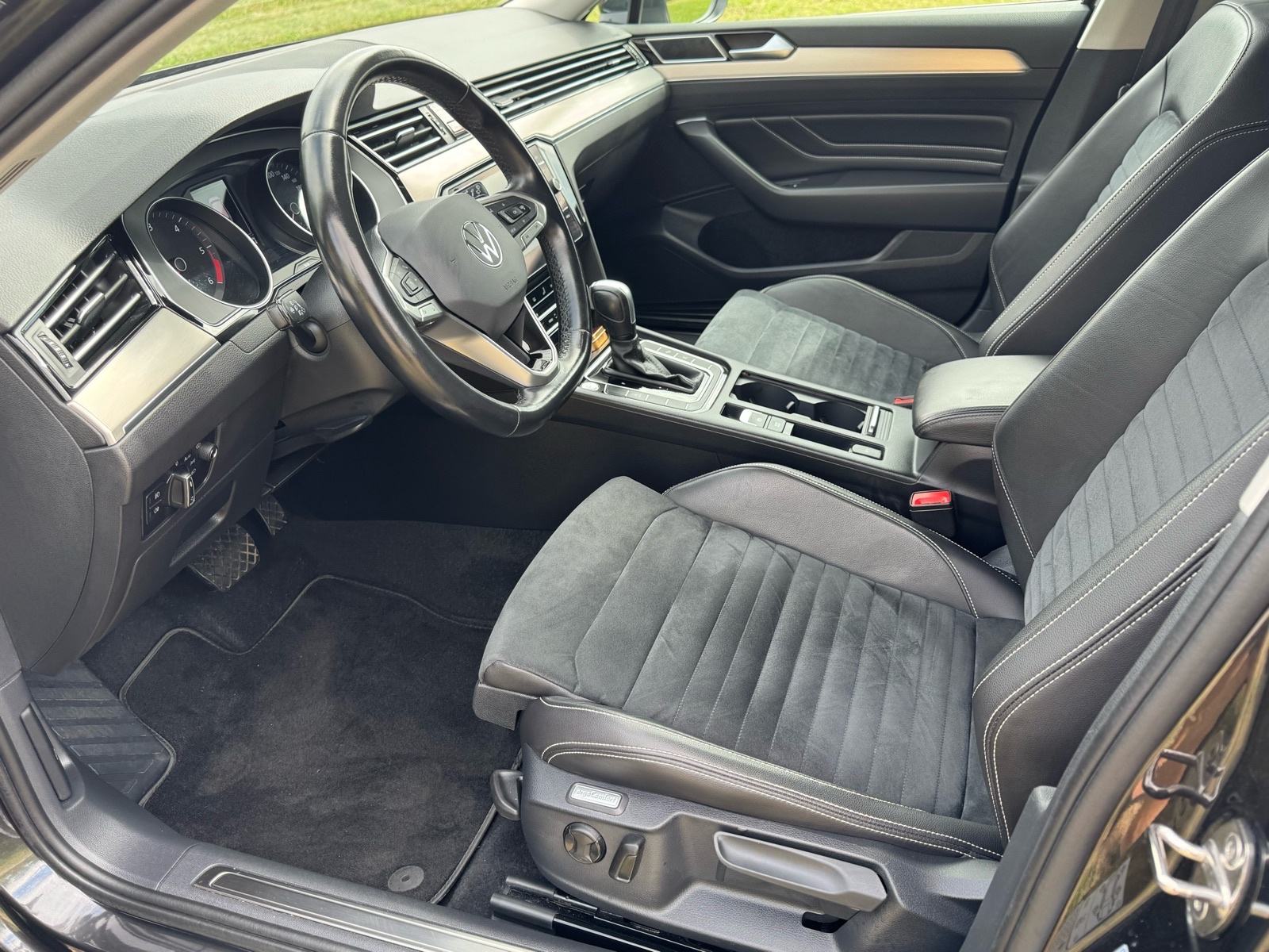 VW Passat Variant 2,0 TDI, *360 kamera*, 190ks, Elegance, Matrix, fotografija 8