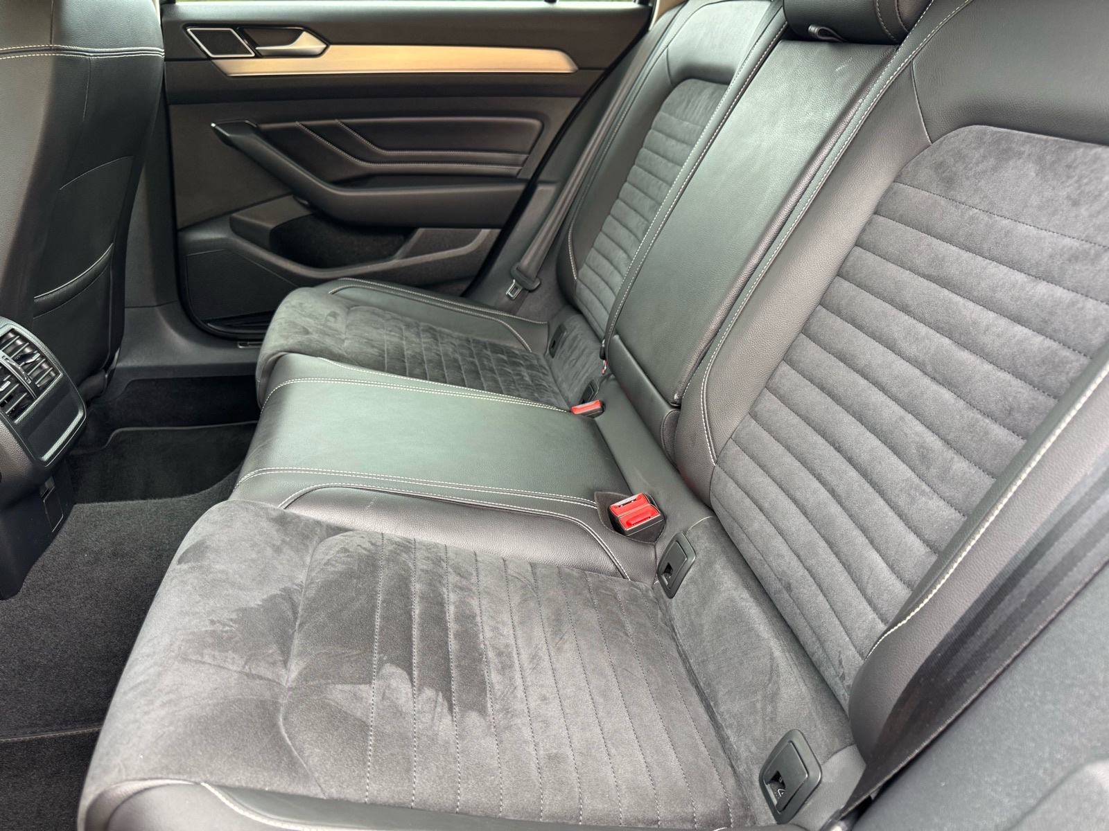 VW Passat Variant 2,0 TDI, *360 kamera*, 190ks, Elegance, Matrix, fotografija 10