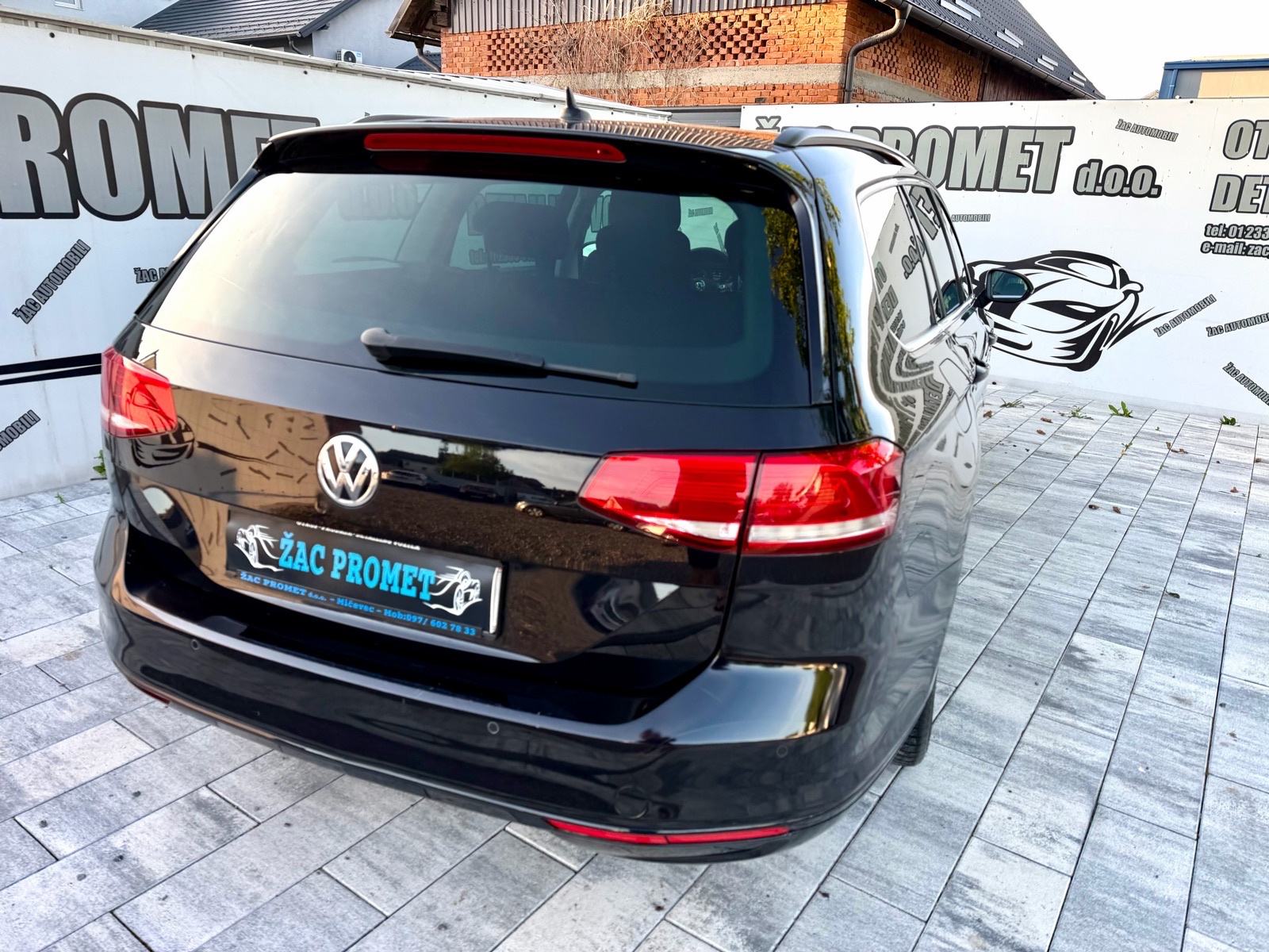 VW Passat Variant 2,0 TDI automatik # KRED - KART # DOBAR AUTIČ, fotografija 15