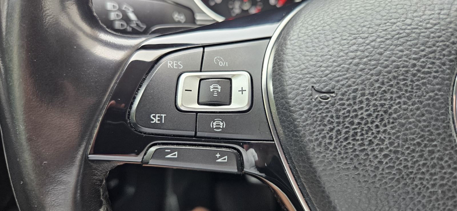VW Passat Variant 2,0 TDI automatik, SERVISNA KNJIGA, REG. 01/2027, fotografija 4