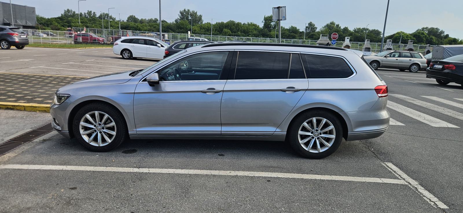 VW Passat Variant 2,0 TDI automatik, SERVISNA KNJIGA, REG. 01/2027, fotografija 1
