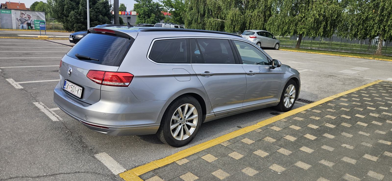 VW Passat Variant 2,0 TDI automatik, SERVISNA KNJIGA, REG. 01/2027, fotografija 9