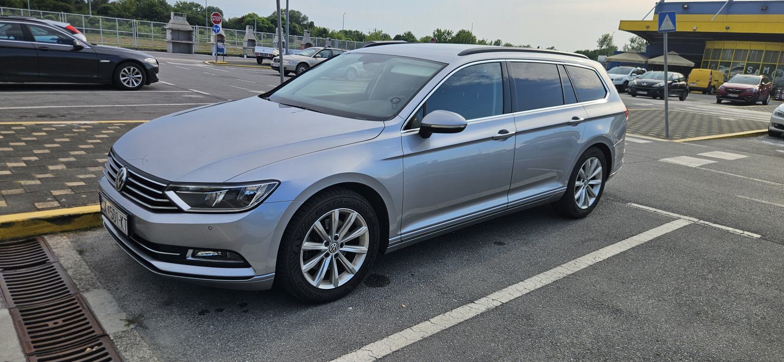 VW Passat Variant 2,0 TDI automatik, SERVISNA KNJIGA, REG. 01/2027, fotografija 11