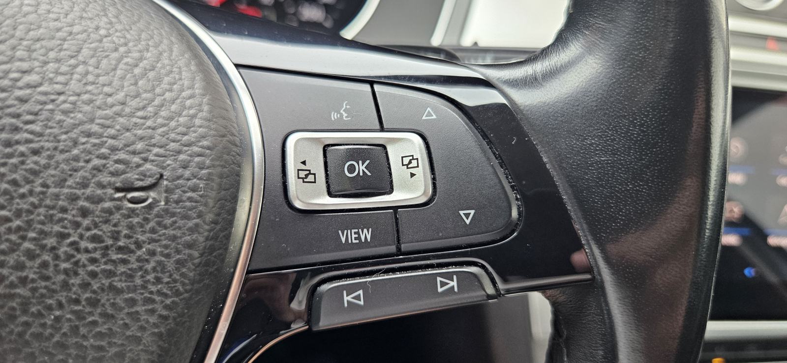VW Passat Variant 2,0 TDI automatik, SERVISNA KNJIGA, REG. 01/2027, fotografija 12