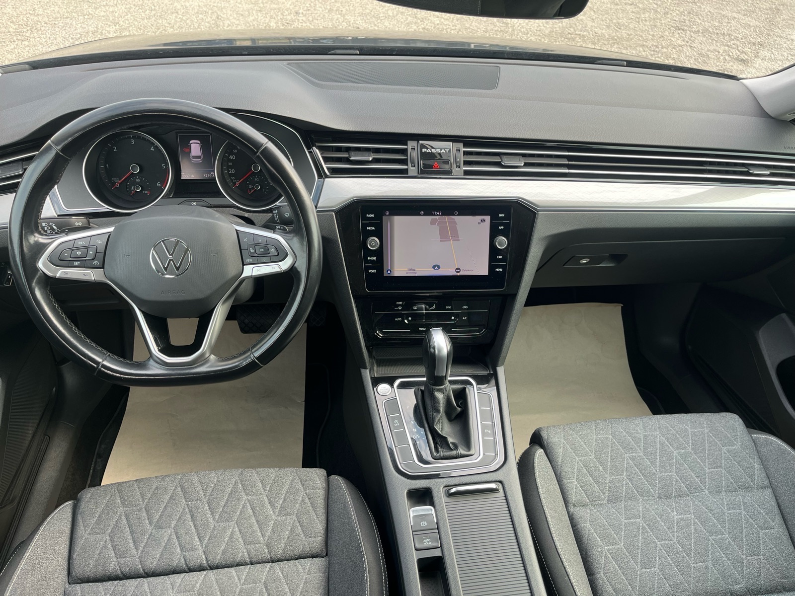 VW Passat Variant 2,0 TDI automatik, fotografija 10