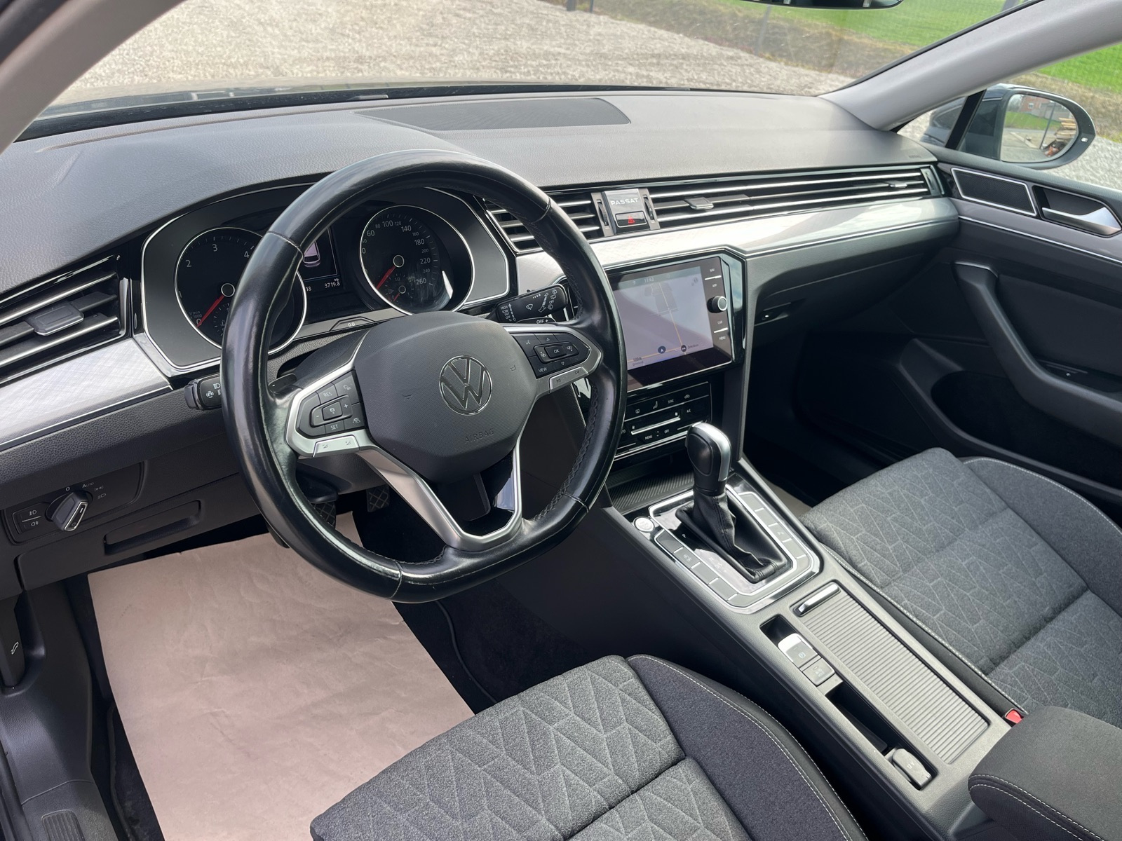 VW Passat Variant 2,0 TDI automatik, fotografija 11