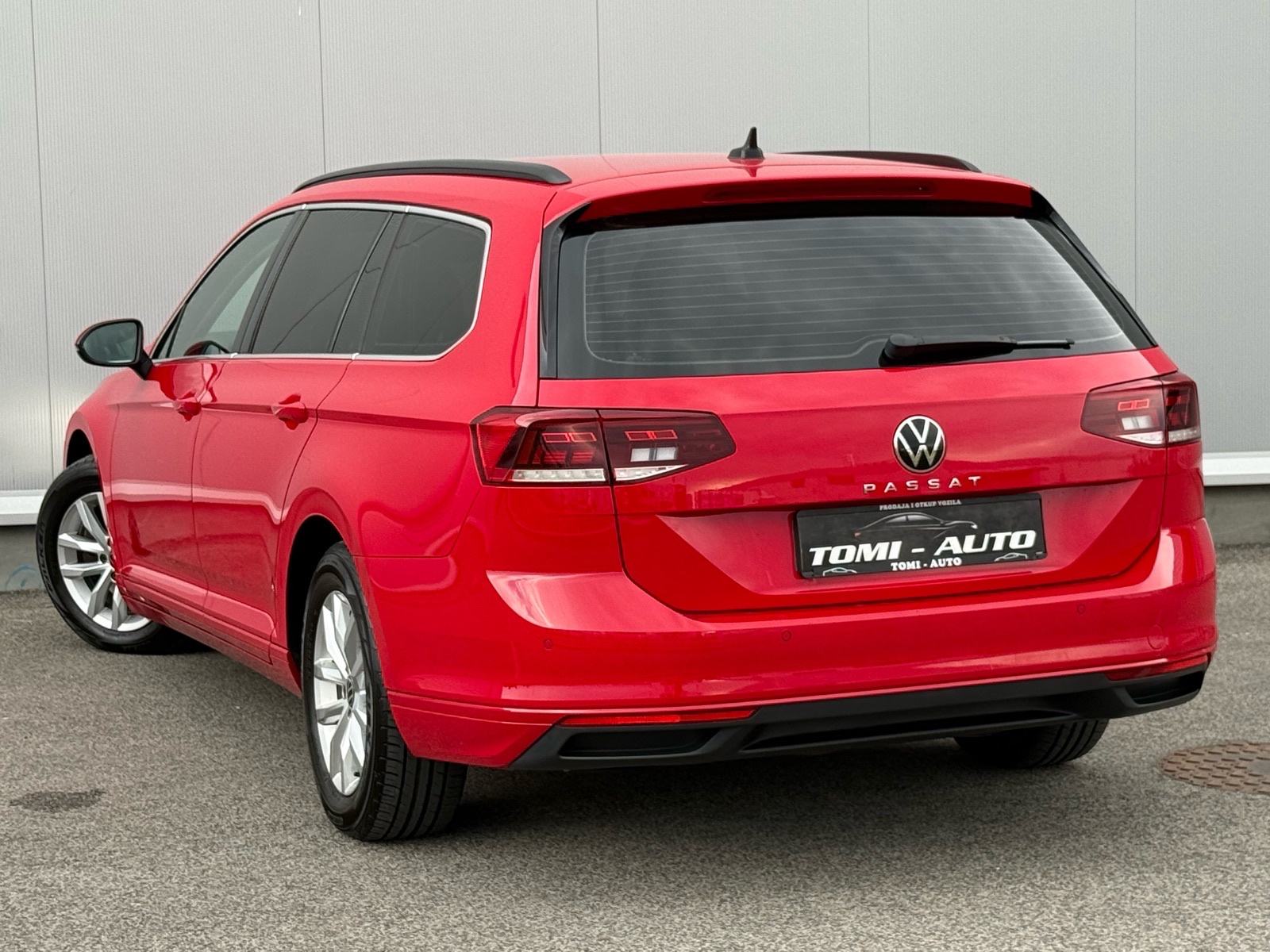 VW PASSAT VARIANT 2,0 TDI DSG BUSINESS-AUTOMATIK-VIRTUAL-ACC, fotografija 6