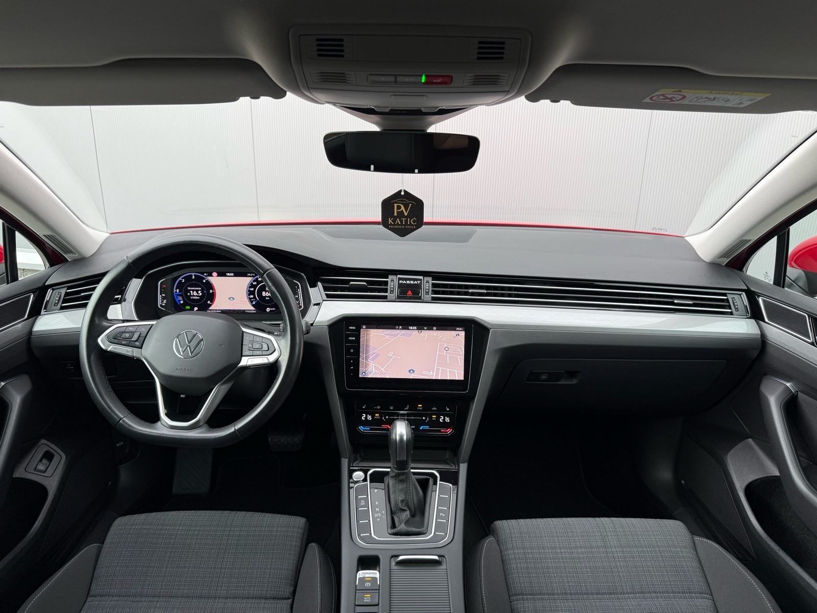 VW PASSAT VARIANT 2,0 TDI DSG BUSINESS-AUTOMATIK-VIRTUAL-ACC, fotografija 11