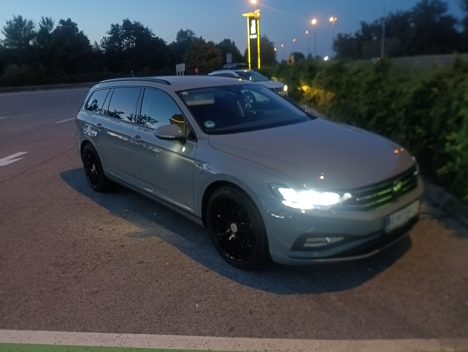 VW Passat Variant 2,0 TDI automatik, fotografija 3