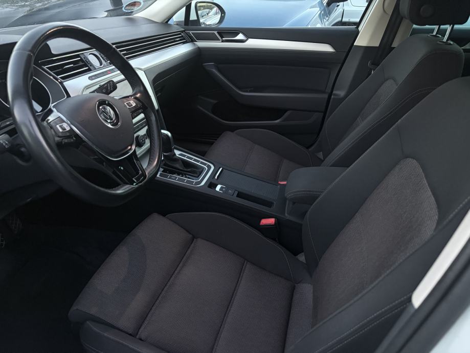 VW Passat Variant 2,0 TDI LED DSG *Automatik* *Nove gume* *Jamstvo*, fotografija 18