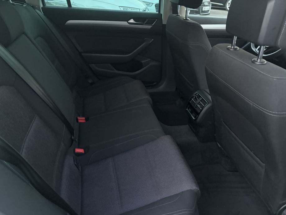 VW Passat Variant 2,0 TDI LED DSG *Automatik* *Nove gume* *Jamstvo*, fotografija 17