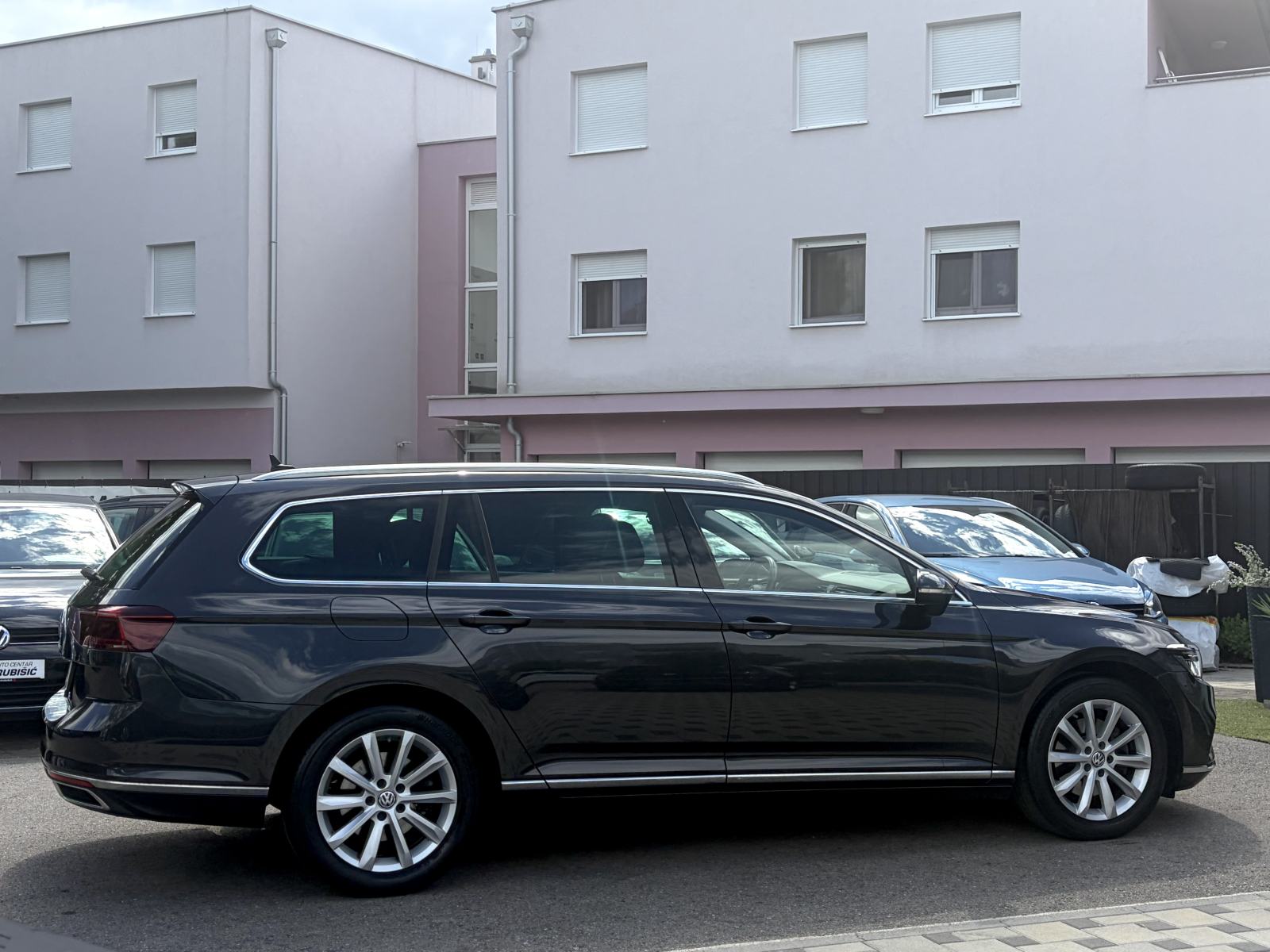 VW Passat Variant 2,0 TDI Highline *Automatik* *Top oprema* *Jamstvo*, fotografija 7