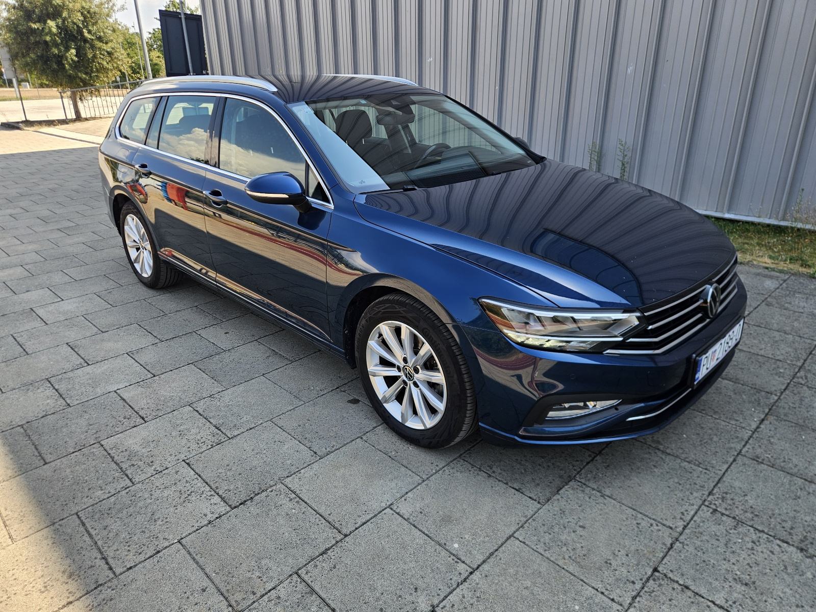 VW Passat Variant 2,0 TDI automatik, fotografija 4