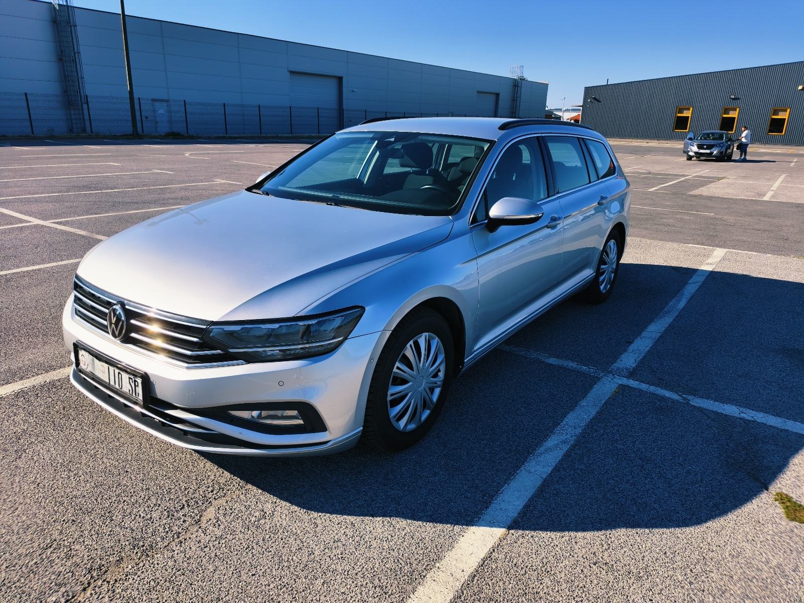 VW Passat 2,0 TDI DSG AKCIJA, fotografija 2
