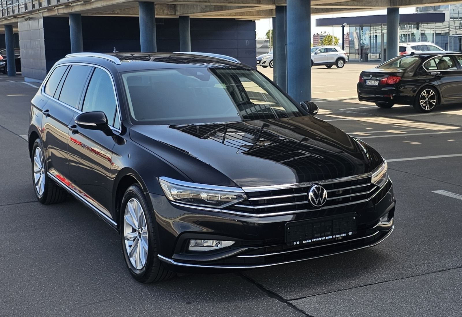 VW Passat Variant 2.0TDI.Eleg. DSGVirtuala.IQ.Light .Kuka. Navi 3D Pro, fotografija 2
