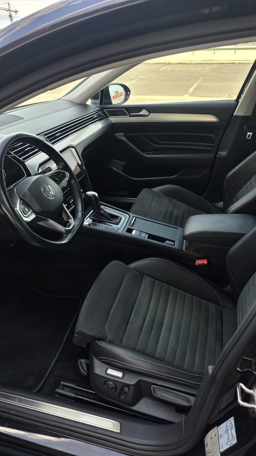 VW Passat Variant 2.0TDI.Eleg. DSGVirtuala.IQ.Light .Kuka. Navi 3D Pro, fotografija 5