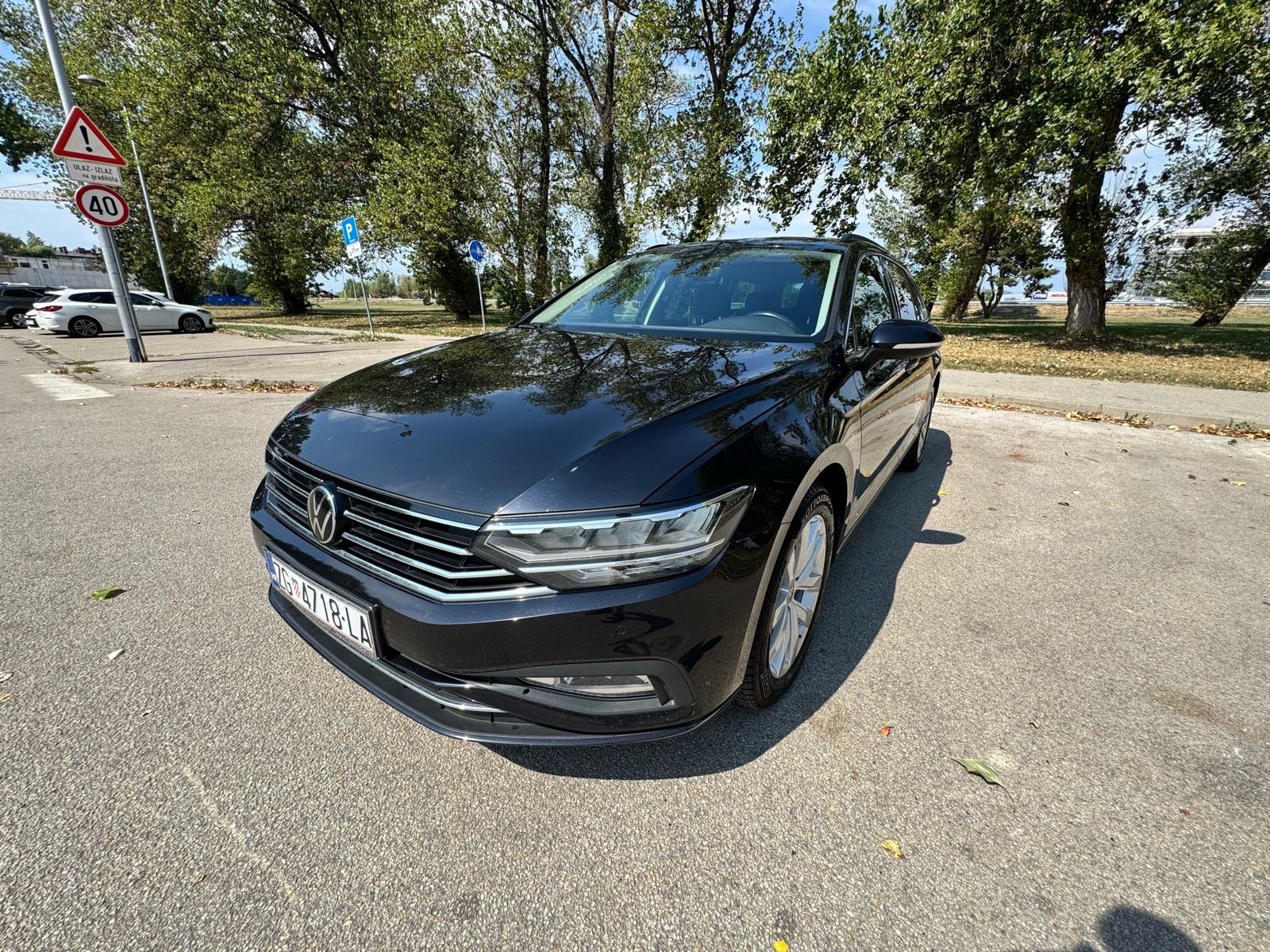 VW Passat Variant 2,0 TDI automatik, pogled izvana - slika 1