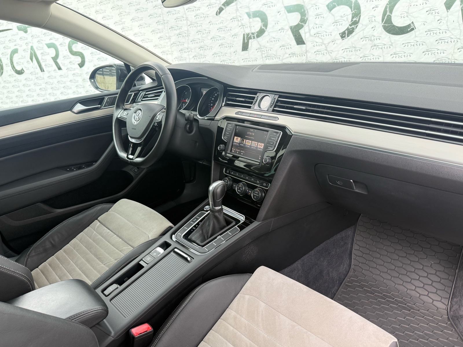 VW Passat Variant 2,0 TDI BMT DSG | HIGHLINE | ALCANTARA | KAMERA, fotografija 13