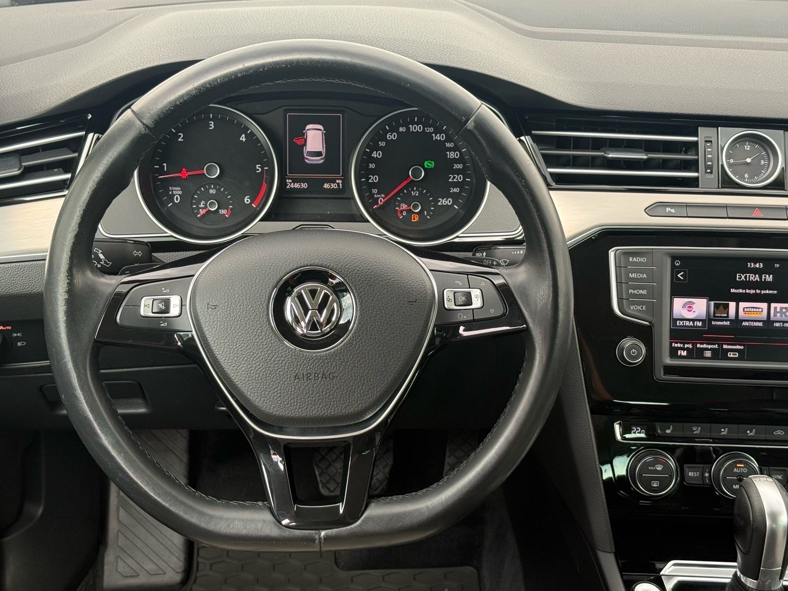 VW Passat Variant 2,0 TDI BMT DSG | HIGHLINE | ALCANTARA | KAMERA, fotografija 10