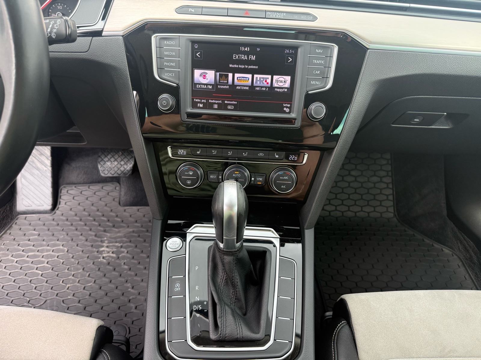 VW Passat Variant 2,0 TDI BMT DSG | HIGHLINE | ALCANTARA | KAMERA, fotografija 15