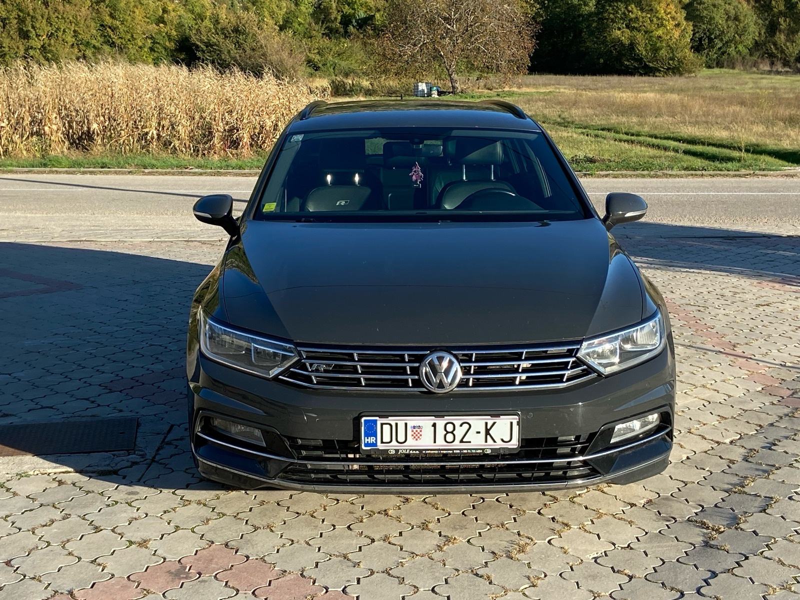 VW Passat Variant 2,0 TDI BMT DSG automatik, pogled izvana - slika 1