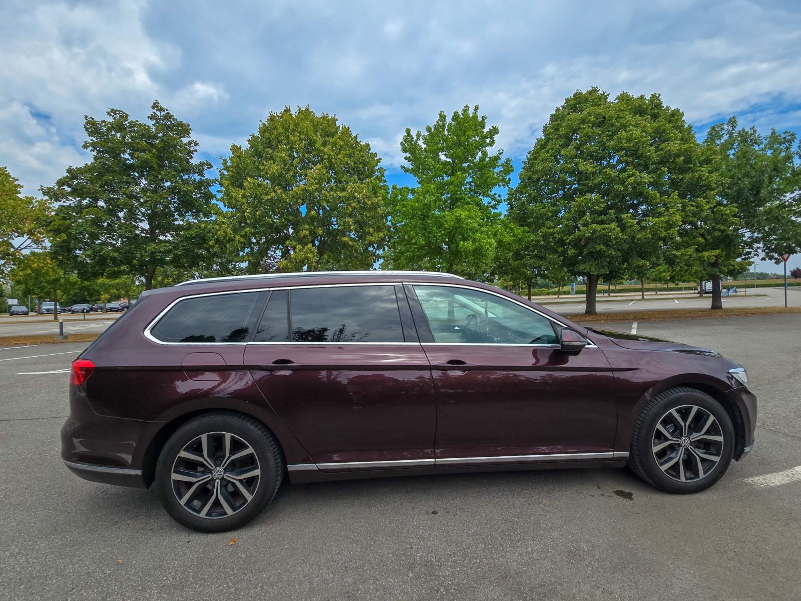 VW Passat Variant 2,0 TDI BMT DSG, fotografija 3