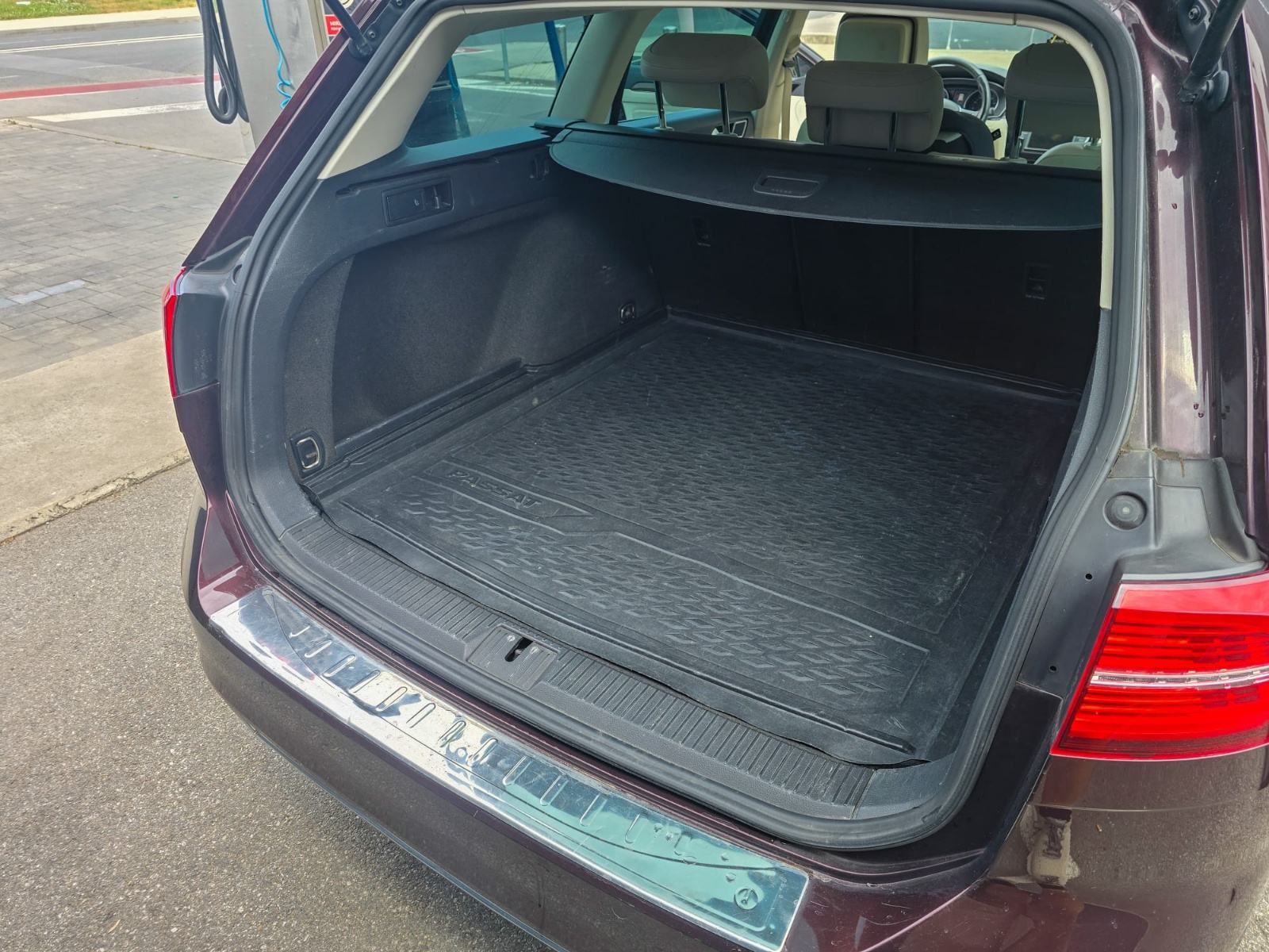 VW Passat Variant 2,0 TDI BMT DSG, fotografija 9