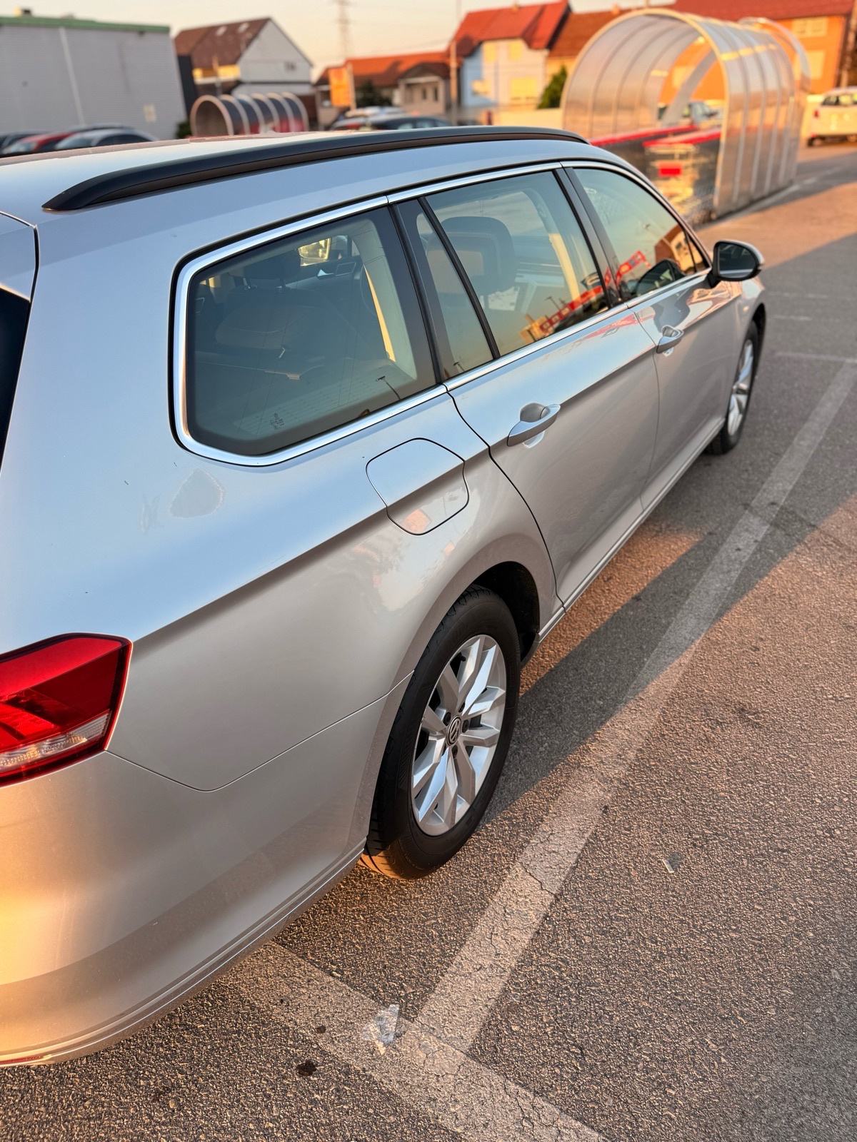 VW Passat Variant 2,0 TDI BMT DSG automatik, fotografija 3