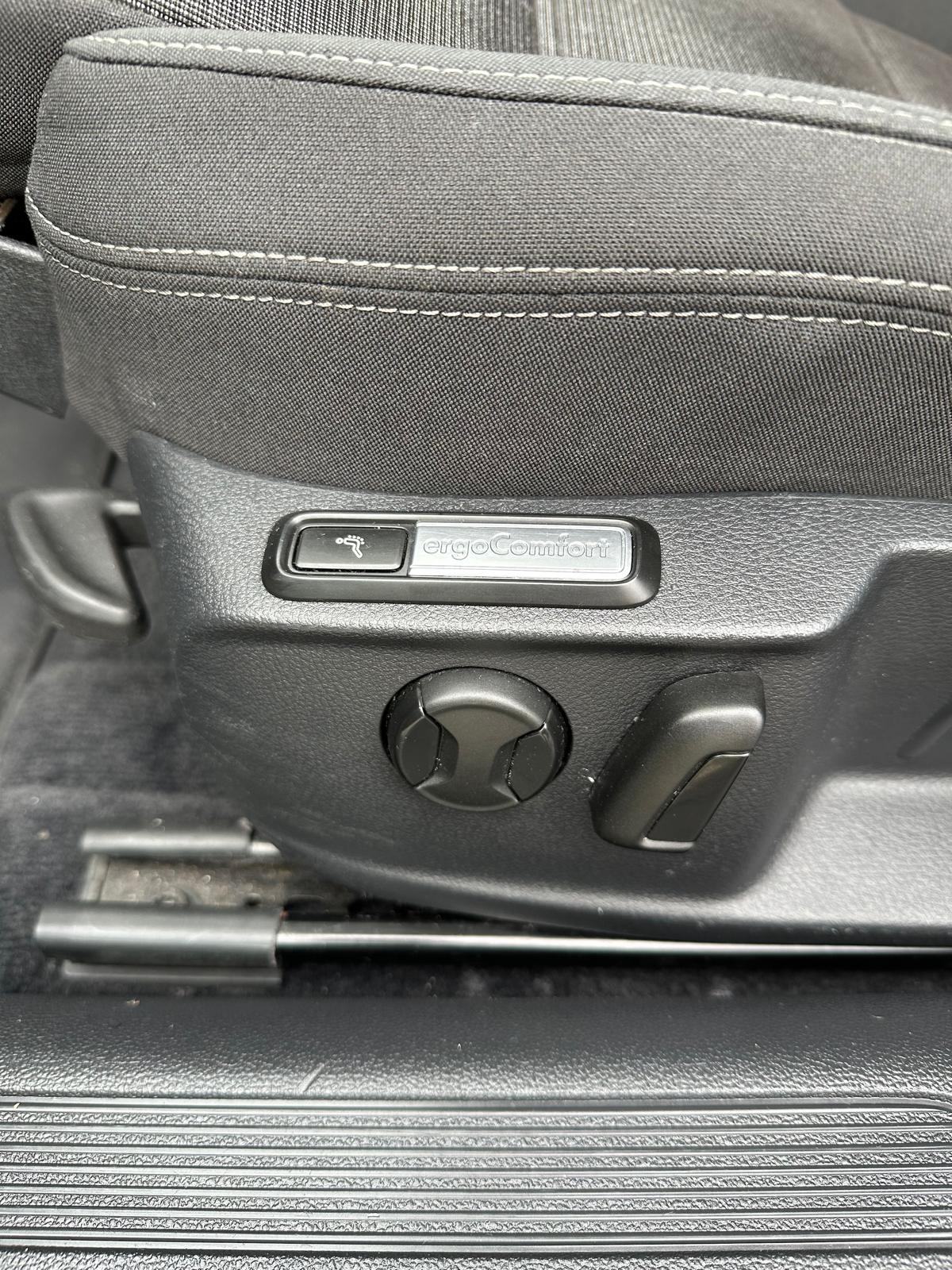VW Passat Variant 2,0 TDI BMT DSG automatik, fotografija 9