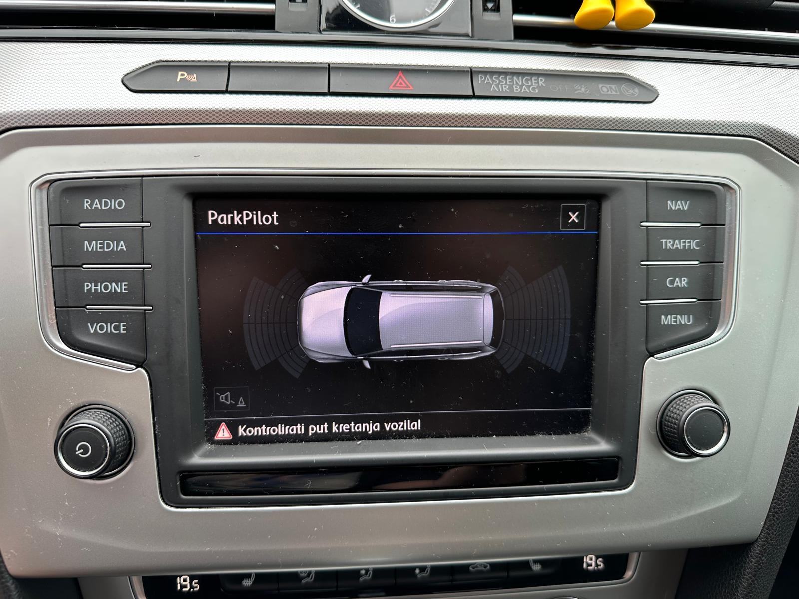 VW Passat Variant 2,0 TDI BMT DSG automatik, fotografija 15
