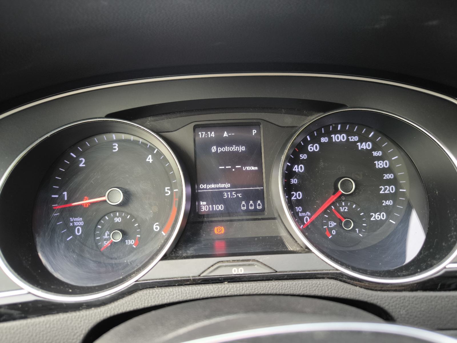 VW Passat Variant 2,0 TDI BMT DSG automatik, fotografija 4