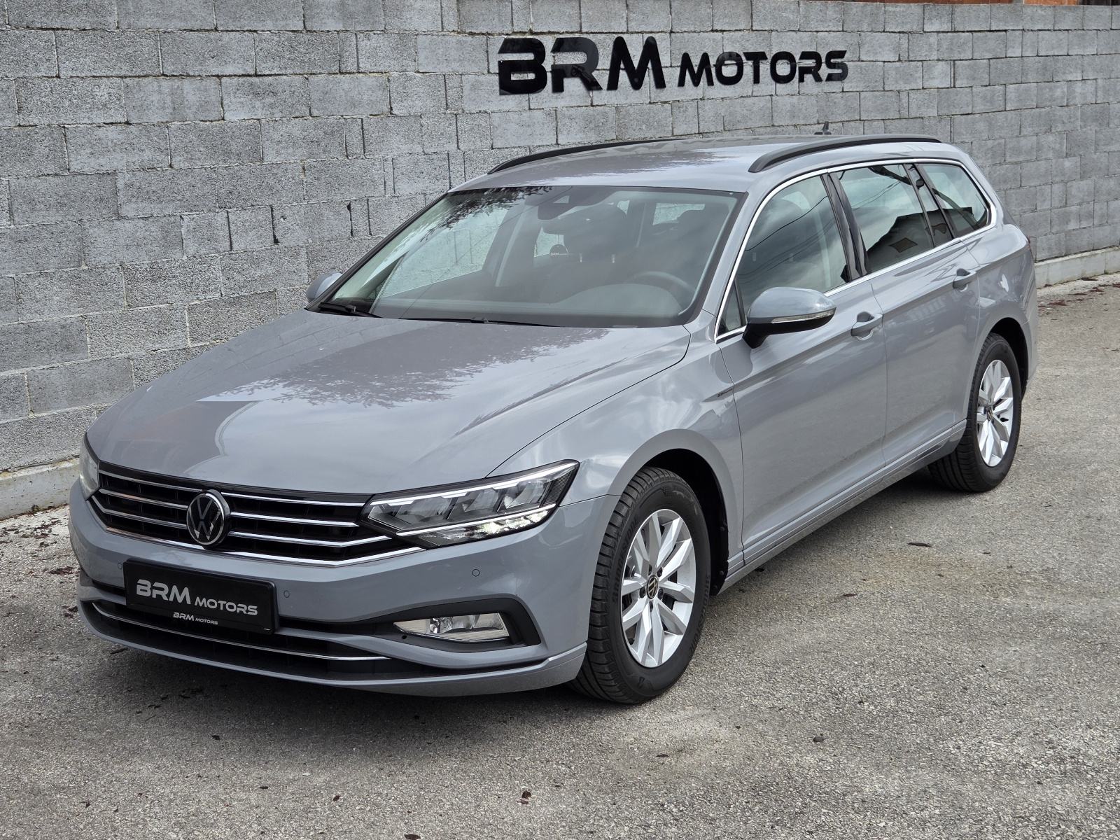 VW Passat Variant 2,0 TDI BMT DSG Elegance --2023.g.--42.500km--, fotografija 3